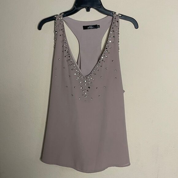 Size large BKE The Buckle boutique v-neck sleeveless blouse embellished neckline - Picture 2 of 6